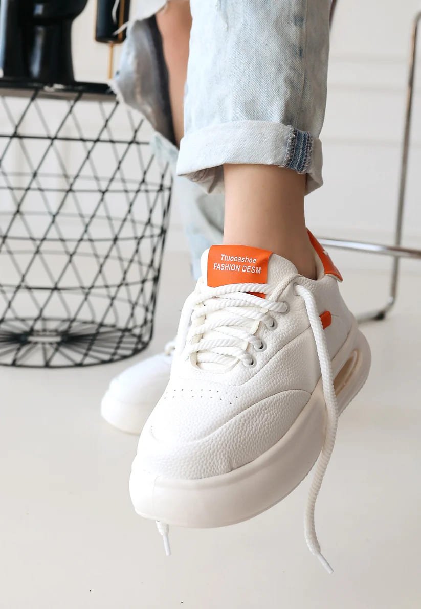 Beyaz Spor Ayakkabı Nasıl Temizlenir? - SCARPAX