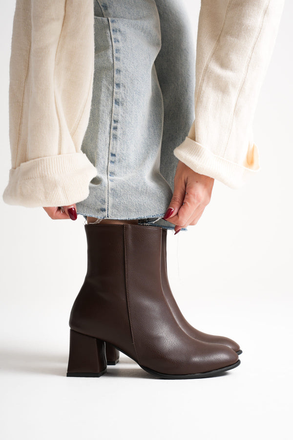 Scarpax Lucinda Kadın Kışlık Acı Kahve Kalın Topuklu Bot